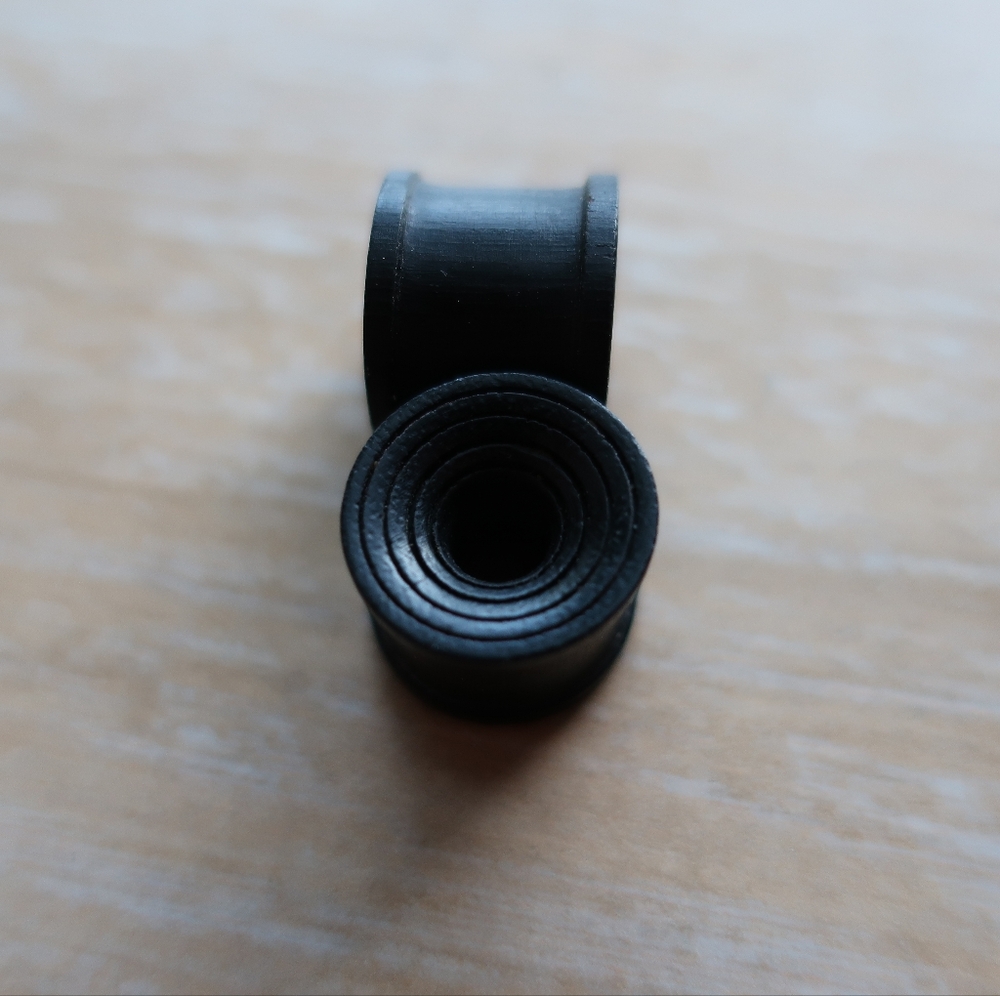 Areng wood circle bullseye tunnel plugs 12.5mm or 1/2 inch